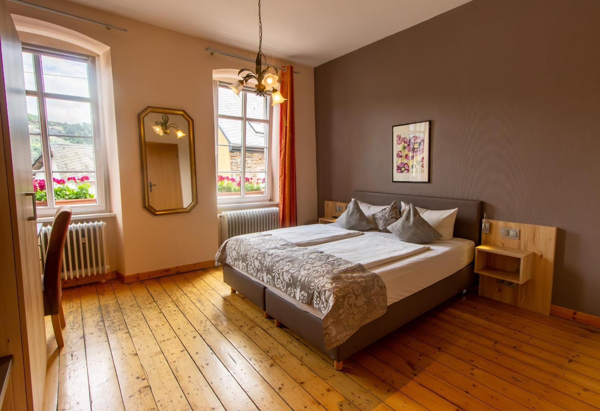 Weinhof Gassen Hotell Kröv Eksteriør bilde